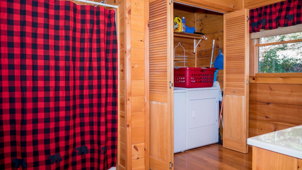 Red Apple Mountaintop Cabin Hot Tub, Wifi, Pet Friendly, Fireplace, Pit, Best Views Villa Cherry Log Luaran gambar